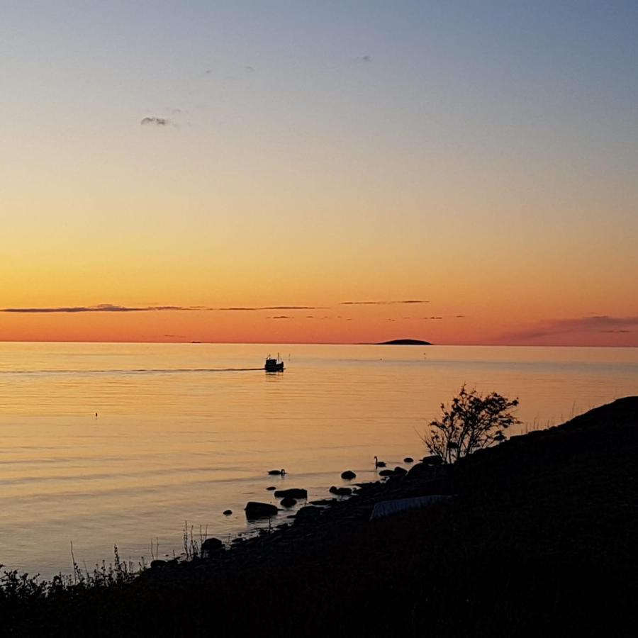 Sjoetorpet - Unikt Boende Vid Havet Pa Norra Oeland! Lottorp Экстерьер фото