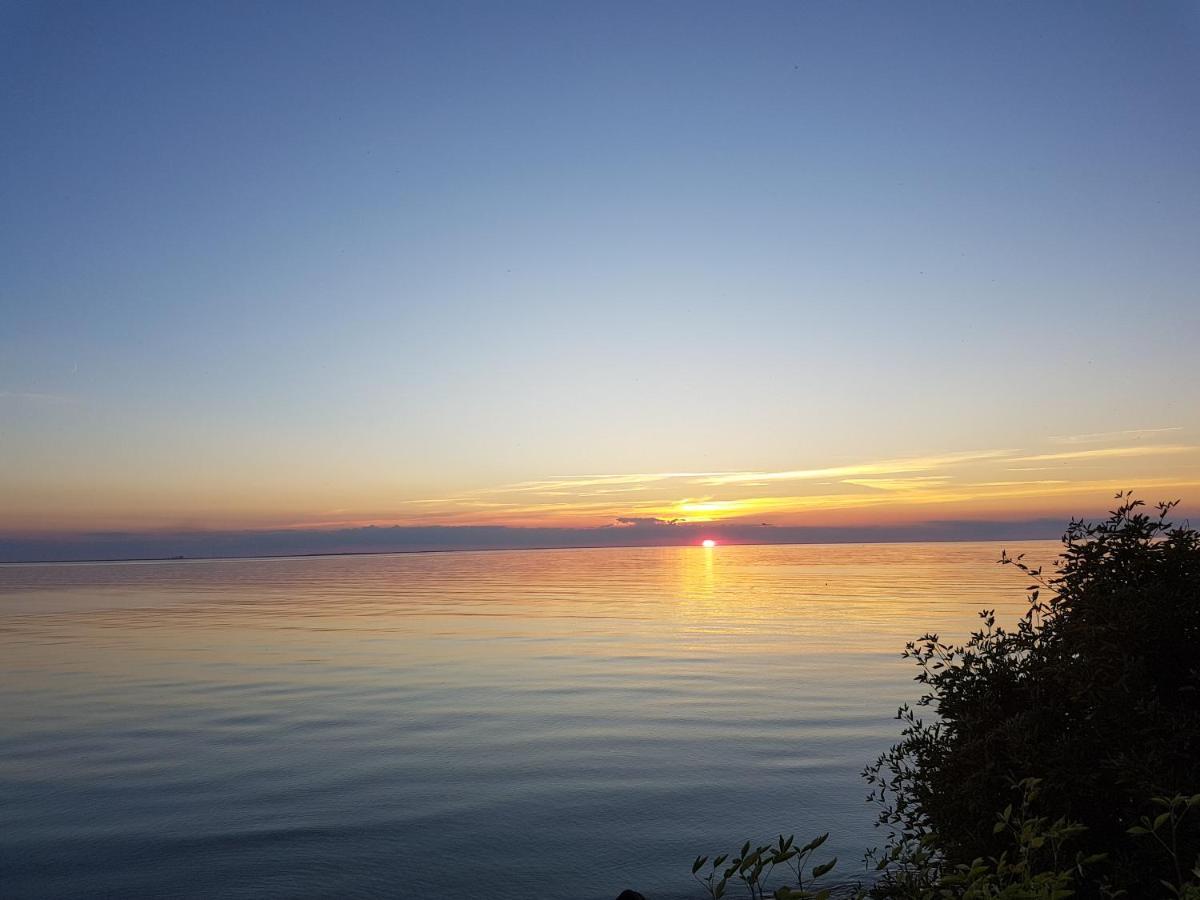 Sjoetorpet - Unikt Boende Vid Havet Pa Norra Oeland! Lottorp Экстерьер фото